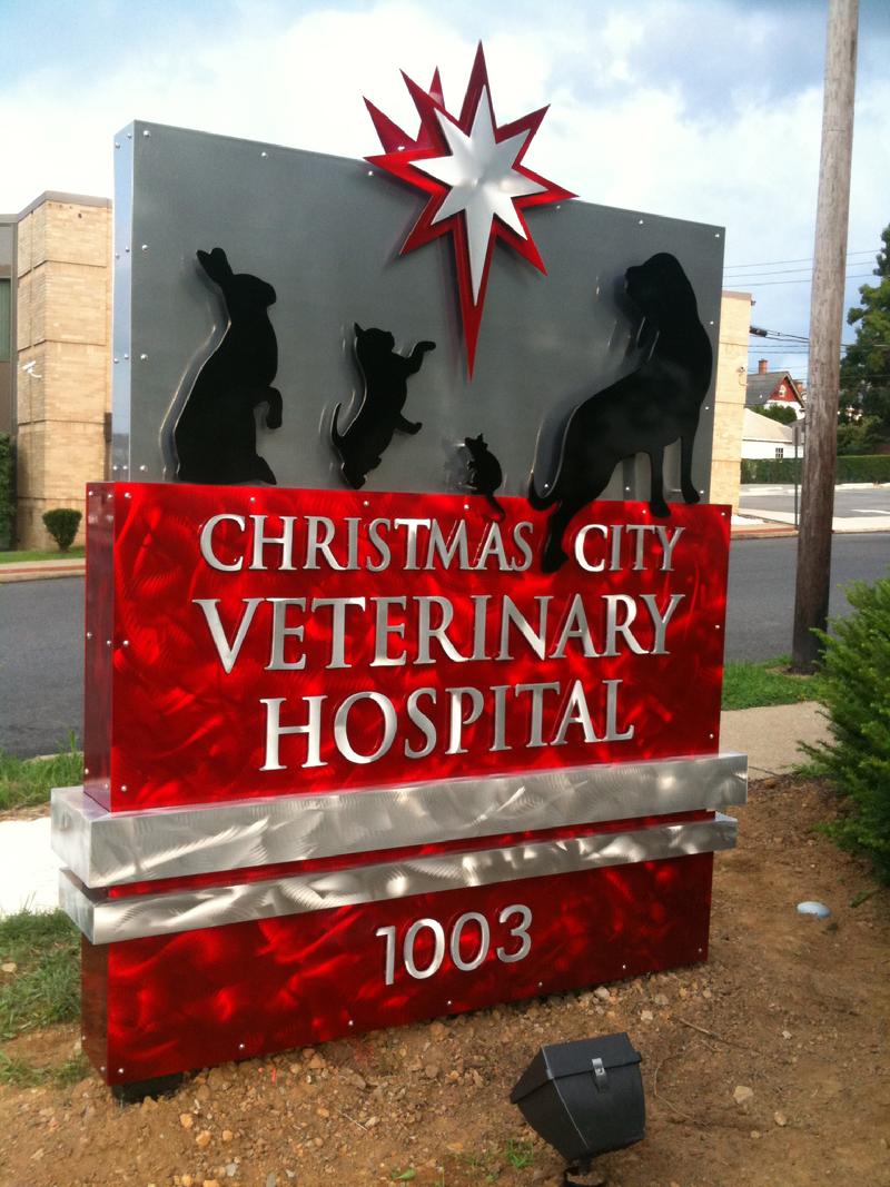 christmas city vetinary hospital monument signs