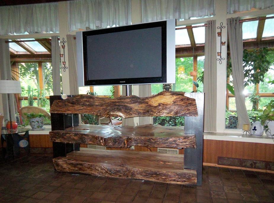 NATURAL LOG FURNITURE WITH I BEAMS 